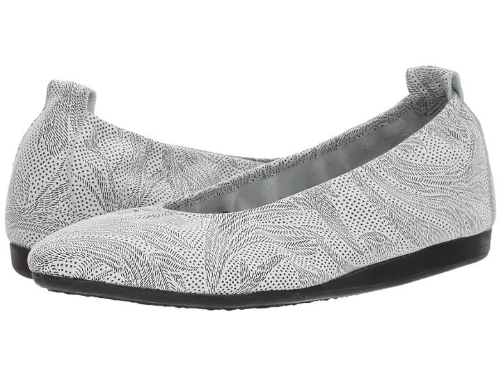 Arche Laius (noir 4) Women's Slip On  Shoes