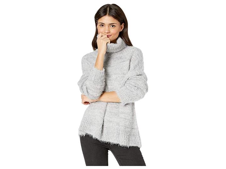 Show Me Your Mumu Fatima Turtleneck Sweater (fuzzy Vail Knit) Women's Sweater