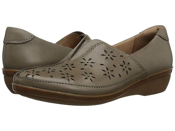 Clarks Everlay Dairyn (sage Leather) Women's  Shoes