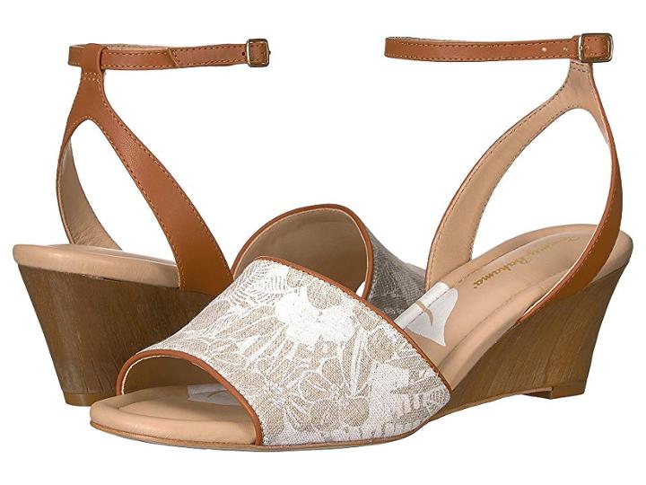 Tommy Bahama Ivy Walk (palm Noire White) Women's Sandals
