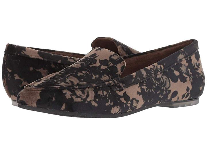 Me Too Audra (khaki Floral Velvet) Women's  Shoes