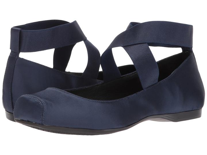 Jessica Simpson Mandalaye (midnight Crystal Satin) Women's Shoes