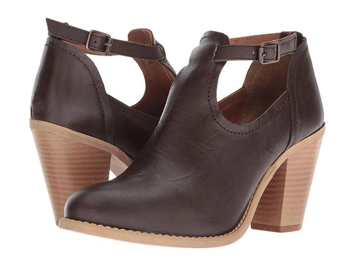 Dingo Leia (brown) Cowboy Boots
