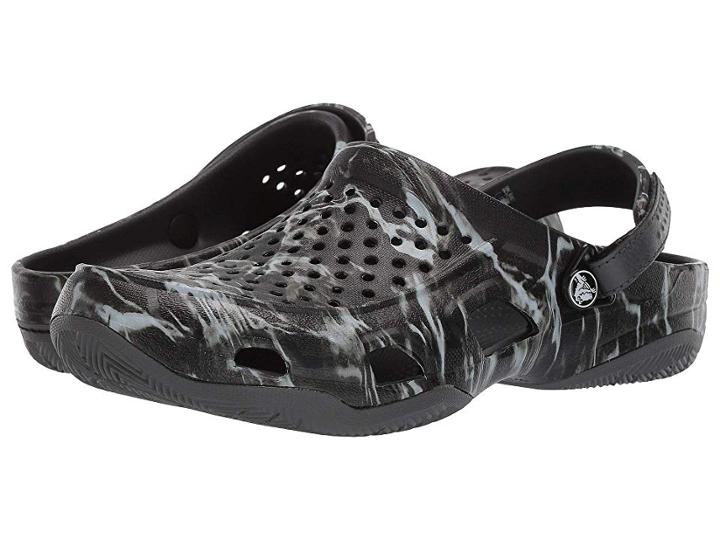 Crocs Swift Mossyoak Elements Deck Clog (black) Men's Shoes