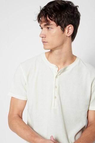 7 For All Mankind Short Sleeve Thermal Henley In Ecru