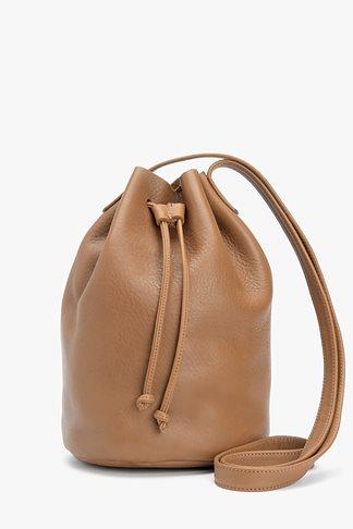 7 For All Mankind Baggu Drawstring Purse In Camel