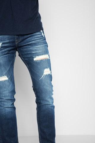 7 For All Mankind Paxtyn Skinny With Heavy Destroy In Saltwater Destroy