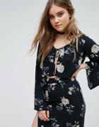 Pull & Bear Floral Crop Blouse - Black