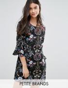 Yumi Petite Shift Dress With Frill Sleeves In Patchwork Print - Black