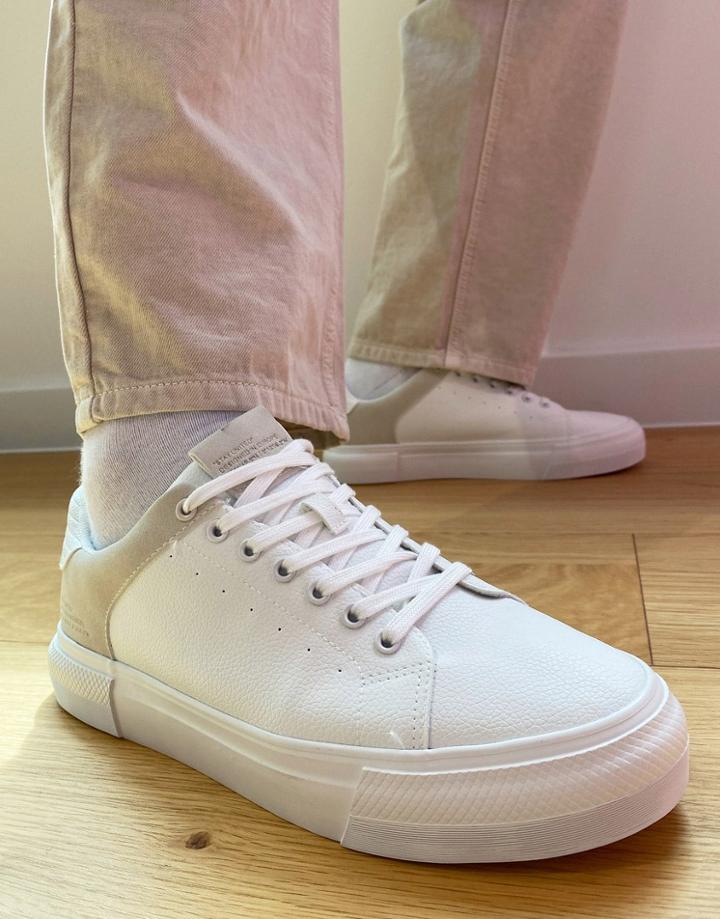 Pull & Bear Chunky Contrast Lace Up Sneakers In White
