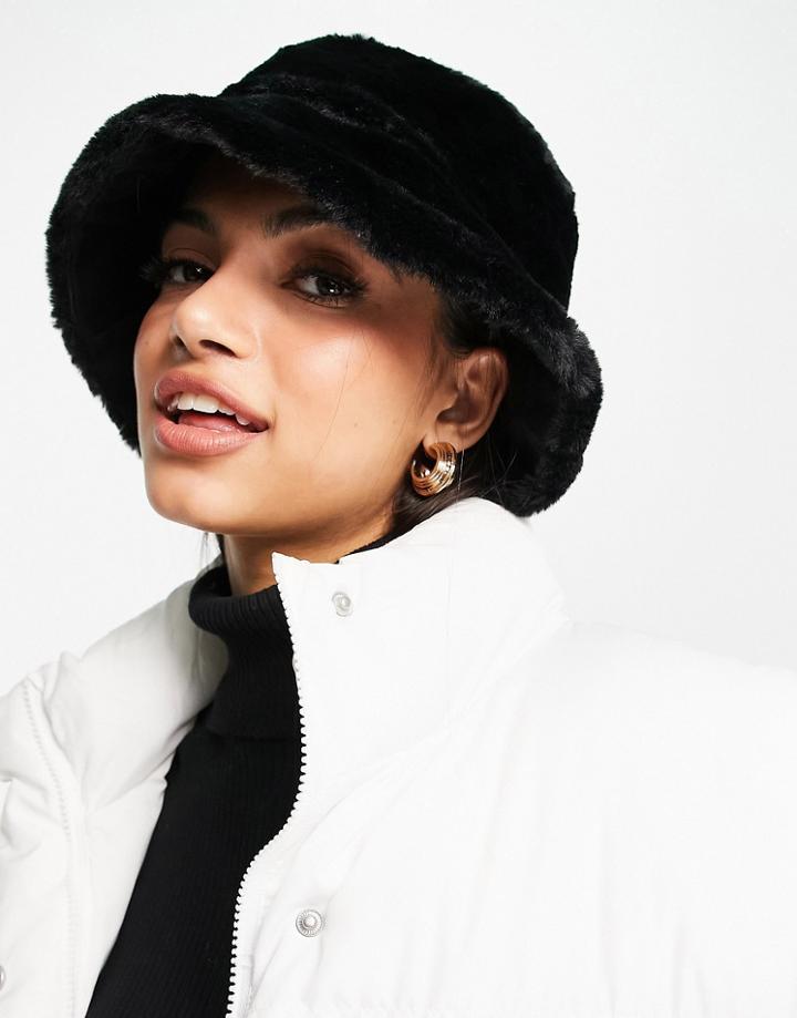 Pieces Furry Bucket Hat In Black