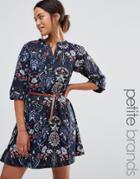 Yumi Petite Belted Dress In Floral Print - Navy