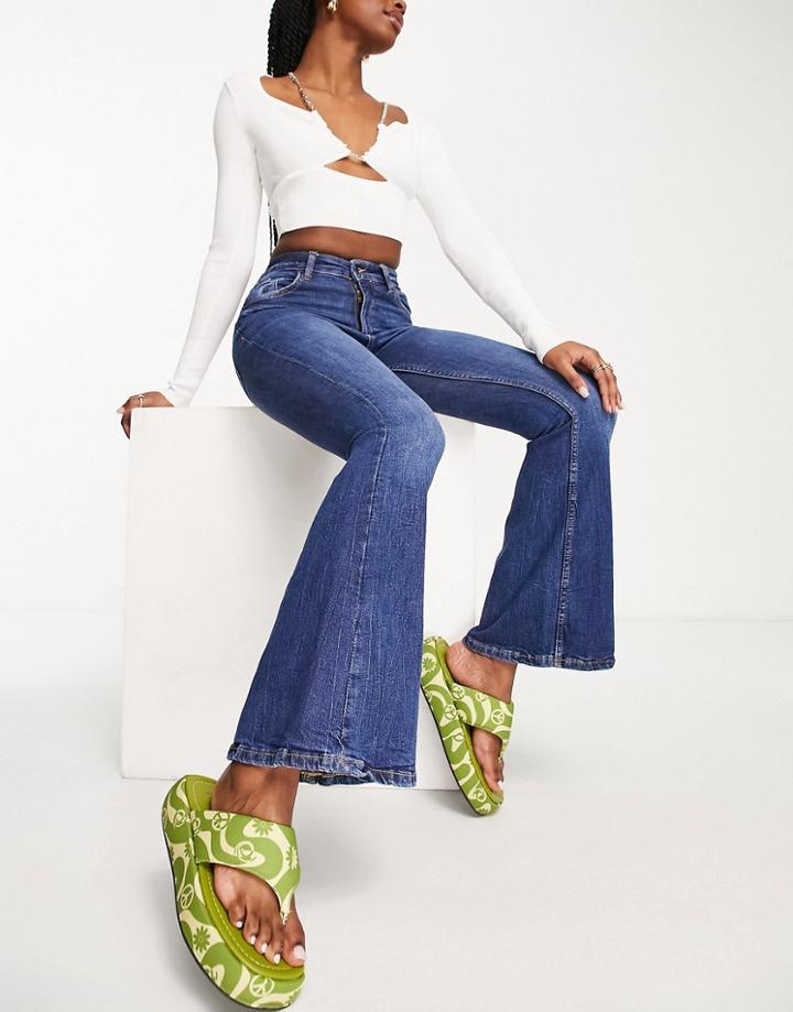 Bershka Petite Flare Jean In Blue