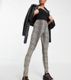 Pieces Petite High Waisted Leggings In Leopard Print-multi