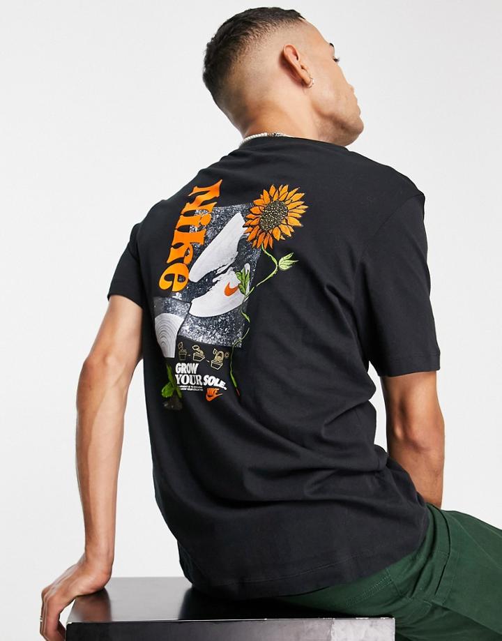 Nike So2 Logo T-shirt In Black