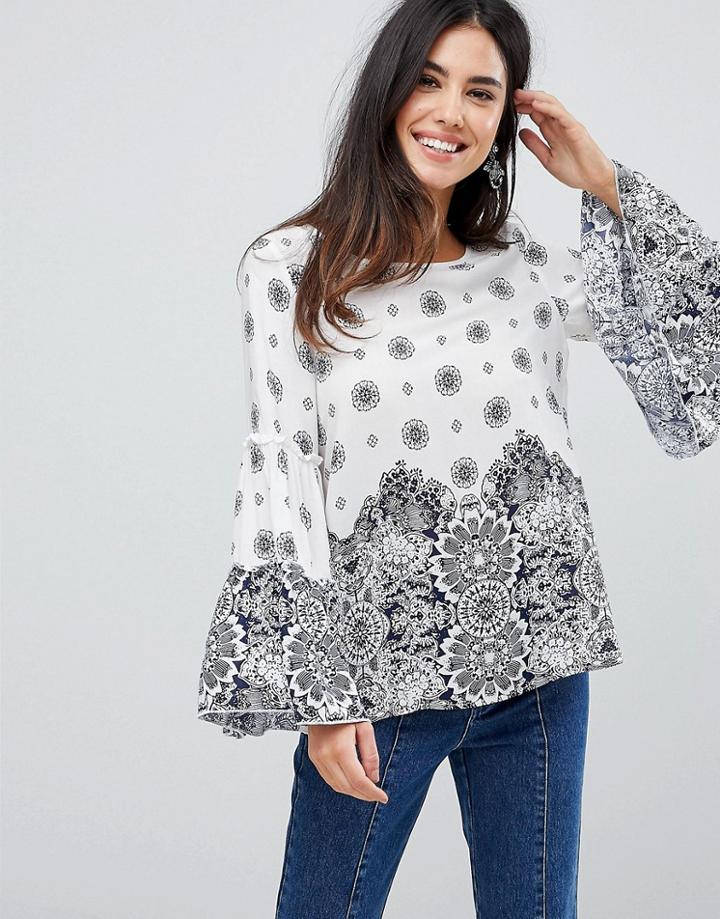 Ax Paris Bell Sleeve Border Print Top - White