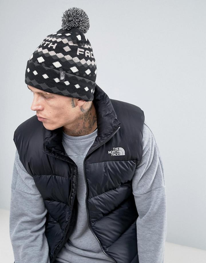 The North Face Tuke Bobble Beanie Logo Diamond In Black - Black