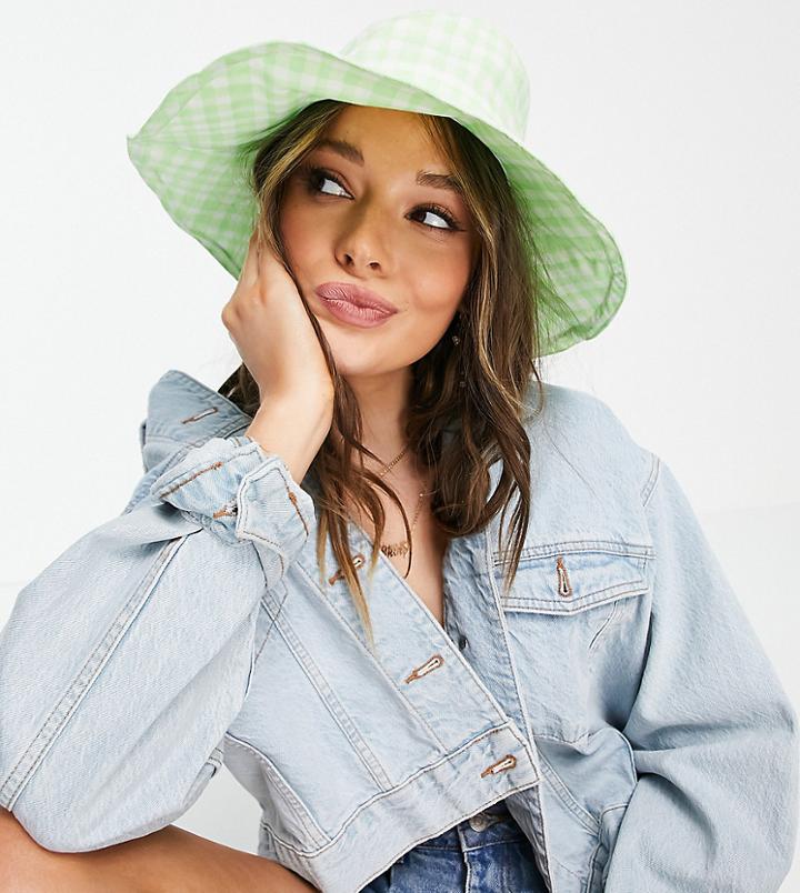 South Beach Bucket Hat In Mint Gingham-green