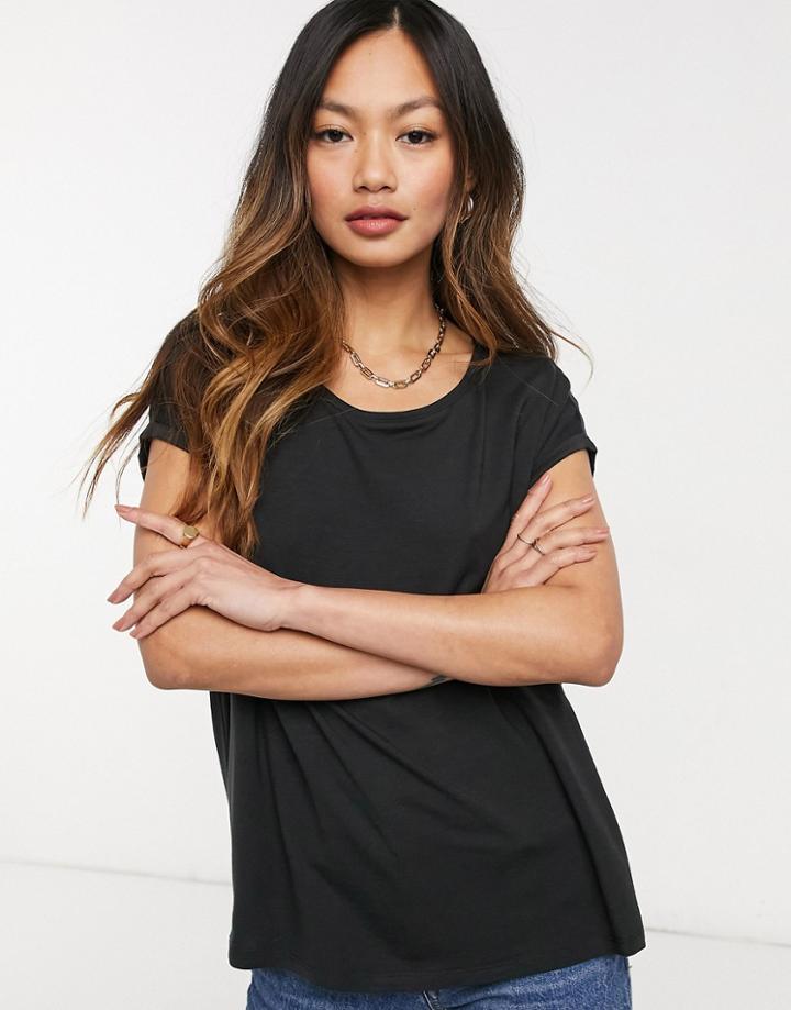 Vero Moda Aware T-shirt With Scoop Neck In Black