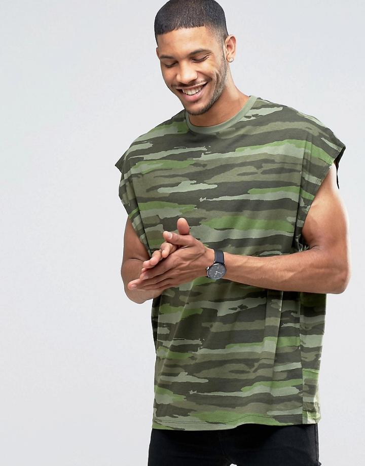 Asos Super Oversized Camo T-shirt In Heavy Jersey With Snow Wash - Green