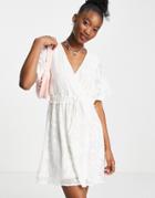 En Cr Me V Neck Mini Dress In White Lace With Tie Waist