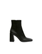 Pull & Bear Heeled Ankle Boot In Black