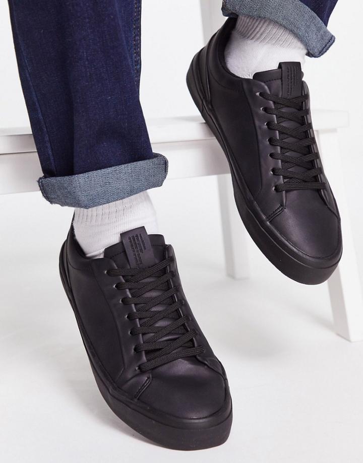 Pull & Bear Lace Up Sneakers In Black