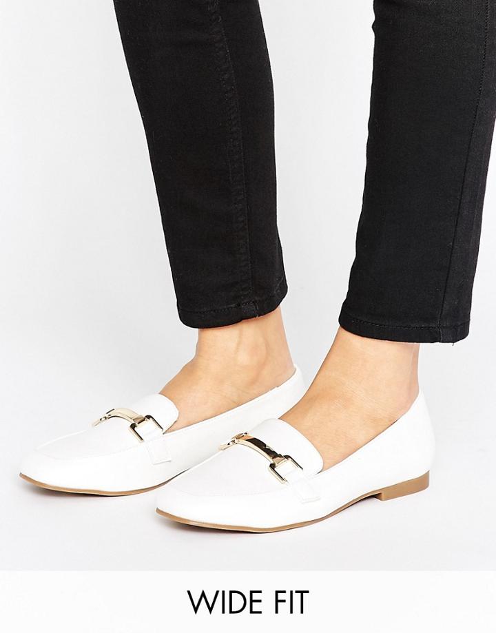 New Look Wide Fit Leather Look Buckle Loafer - White