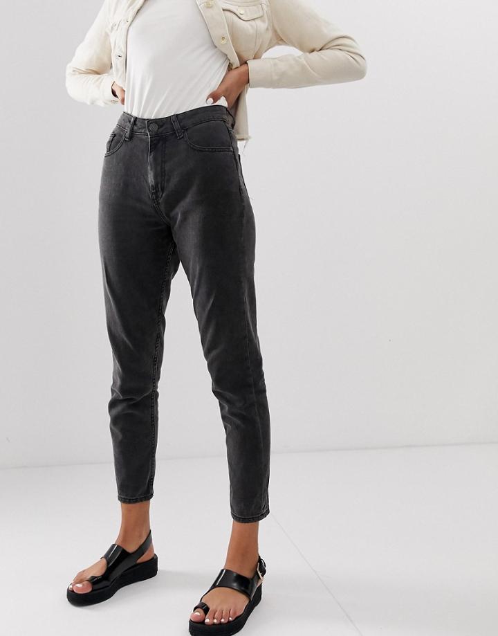 Noisy May Ankle Grazer Mom Jean