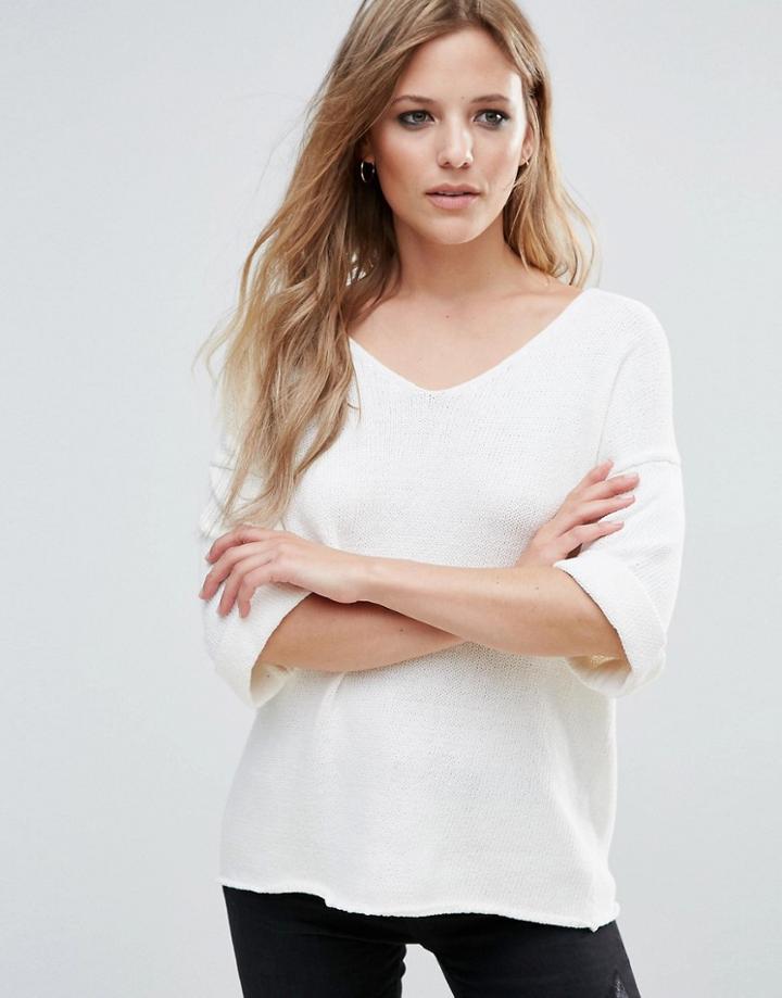 Noisy May Malin V Neck Relaxed T-shirt - White