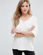 Noisy May Malin V Neck Relaxed T-shirt - White