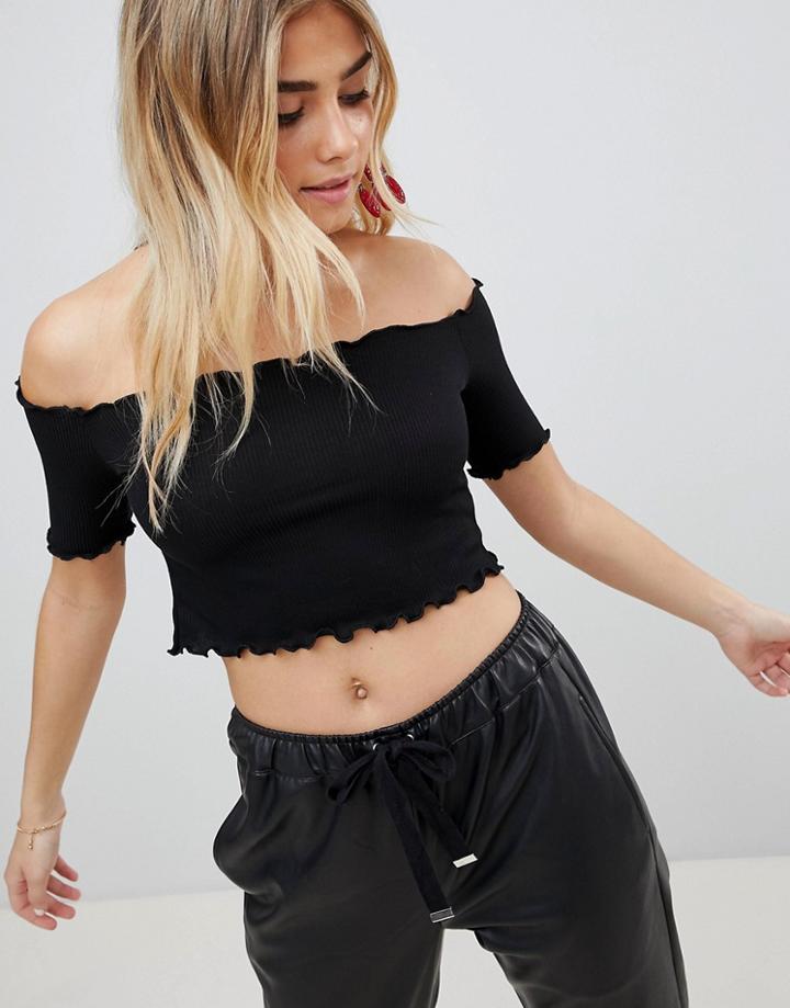 Prettylittlething Frill Edge Short Sleeve Bardot Top - Black