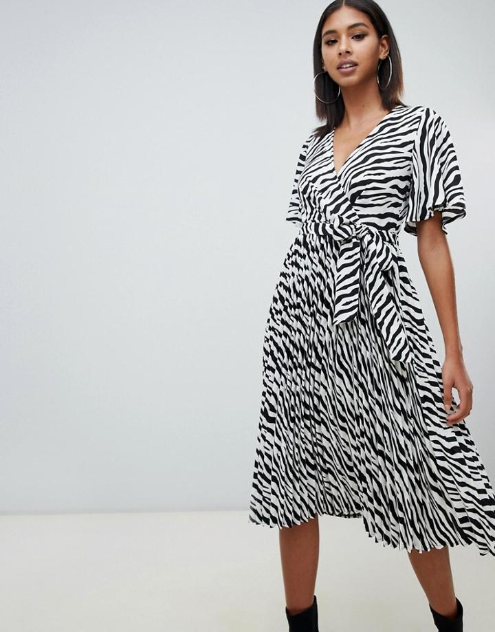 Prettylittlething Pleated Midi Dress In Zebra - Multi