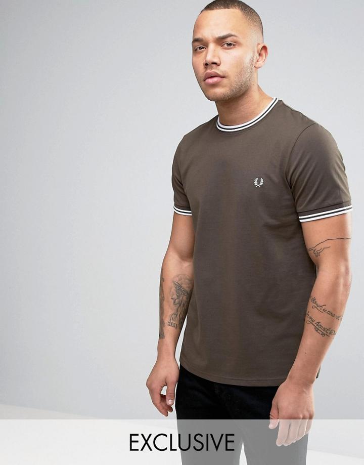 Fred Perry Twin Tipped T-shirt Exclusive In Green - Green