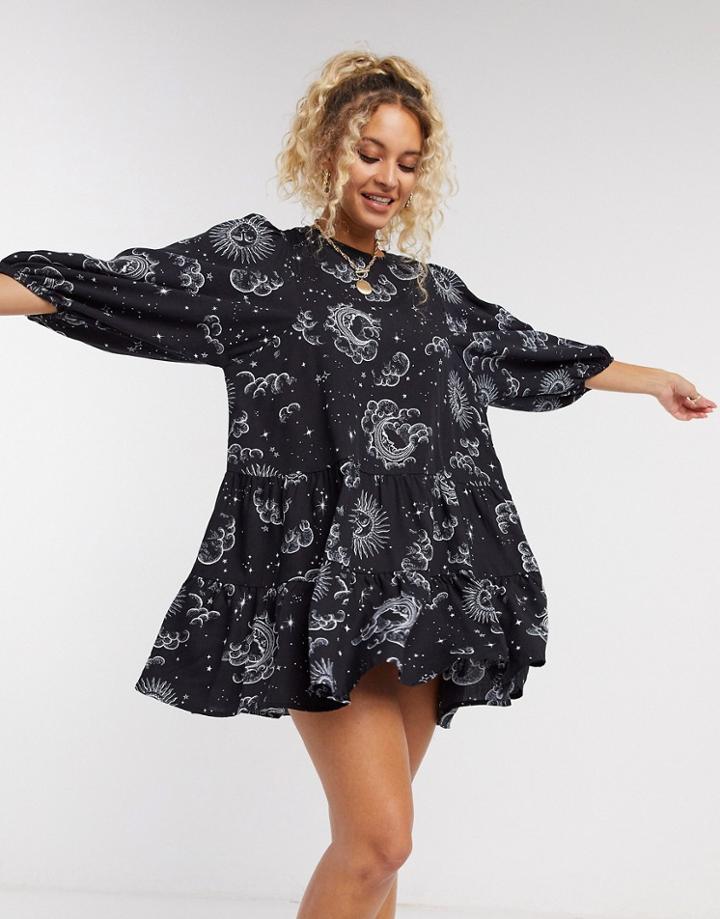 Motel Mini Pleated Smock Dress In Celestial Print-black