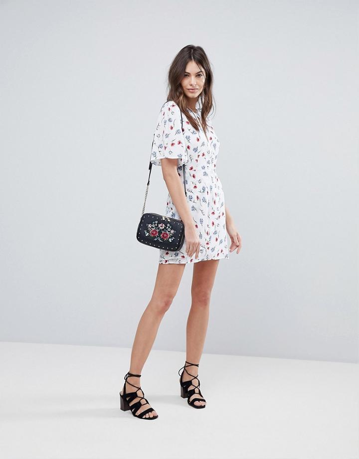 Fashion Union Wrap Front Tea Dress In All Over Floral Print - White