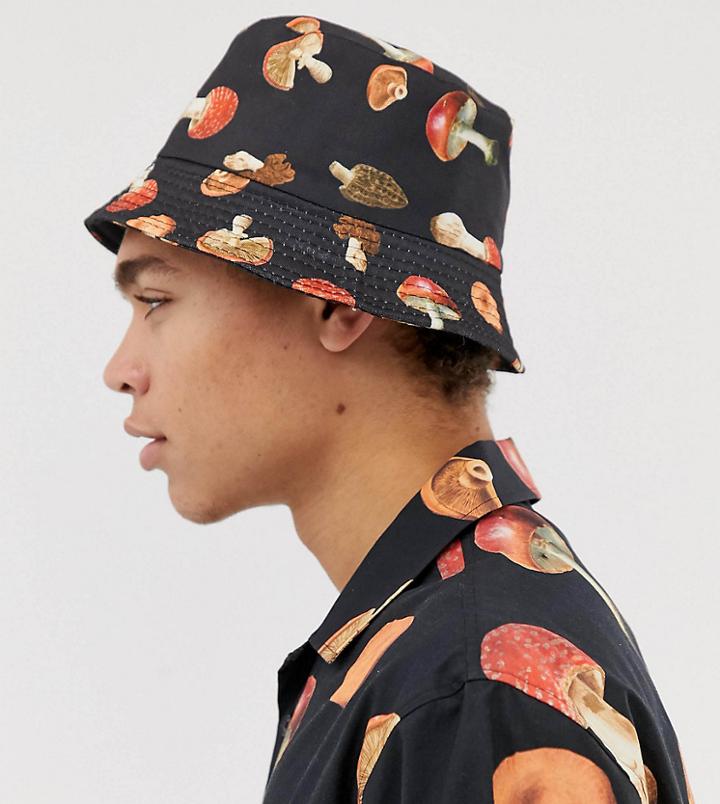 Crooked Tongues Mushroom Printed Bucket Hat-black