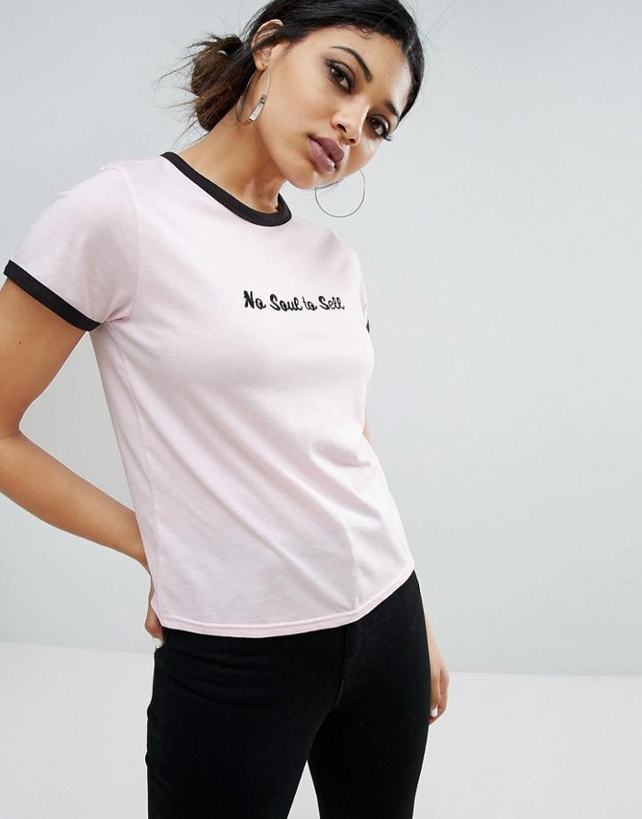 Daisy Street Retro Ringer T-shirt With No Soul To Sell Embroidery - Pink