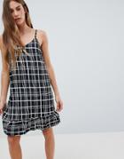 Daisy Street Cami Dress With Frill Hem In Check Print - Black