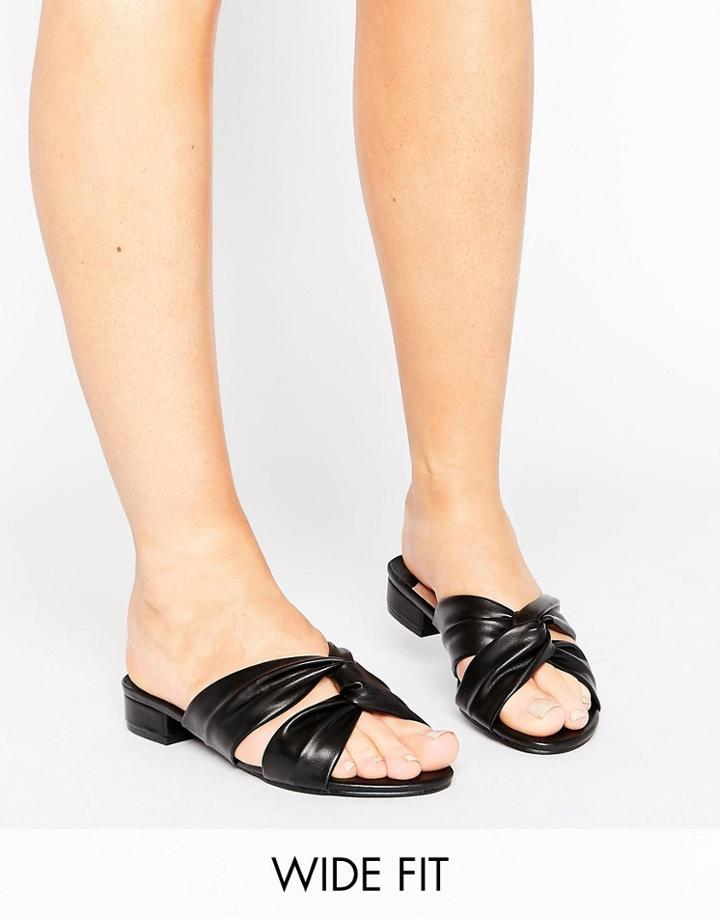 Lost Ink Wide Fit Twist Flat Mules - Black
