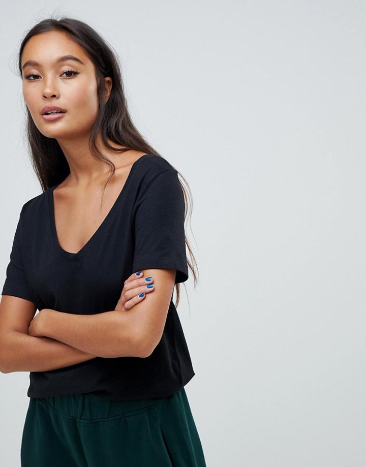 Pull & Bear V Neck T Shirt - Black