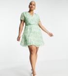 Glamorous Curve Short Sleeve Mini Wrap Tea Dress In Apple Ditsy Floral-multi