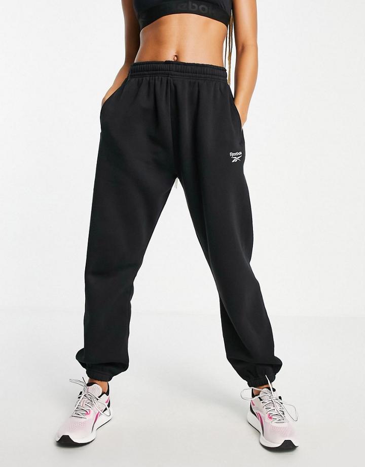 Reebok Logo Sweatpants In Black