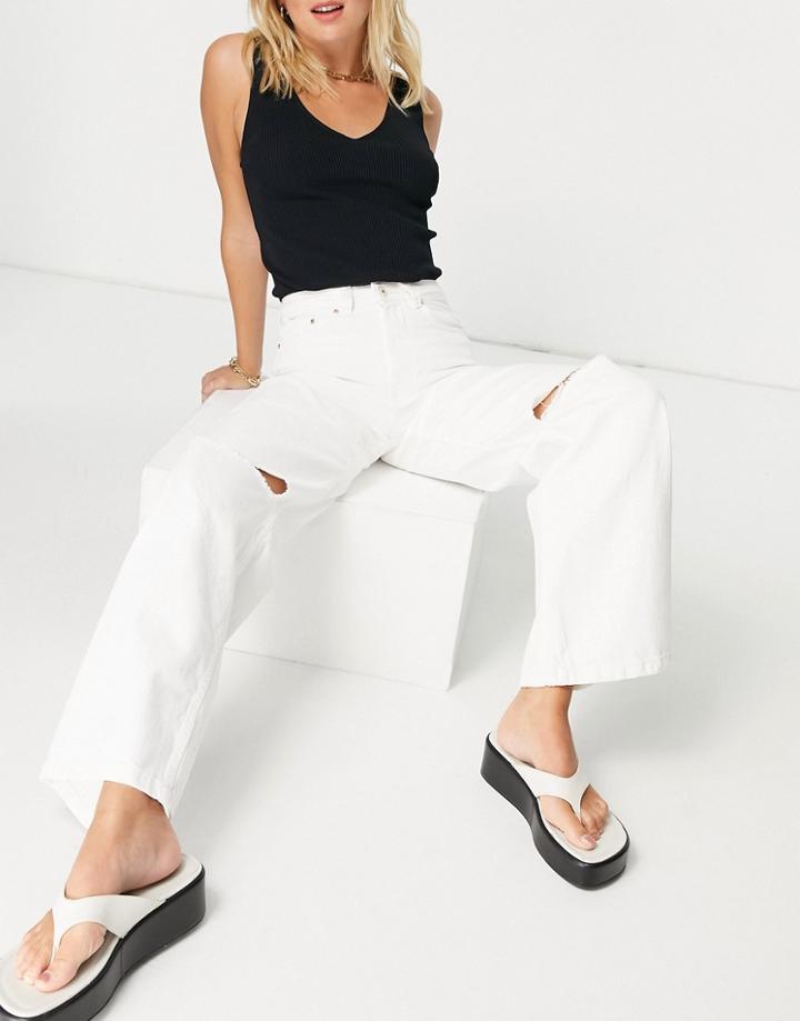 Bershka 90s Wide Leg Jeans With Knee Rips In White