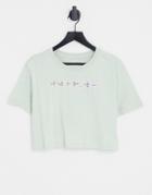 Nike Revival Pack Essential Logo Crop T-shirt In Pale Green