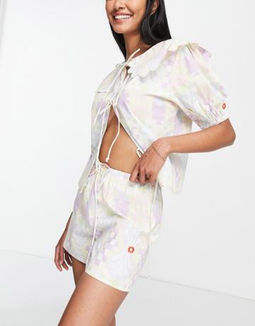 Damson Madder Vase Print Scallop Shorts In Multi - Part Of A Set