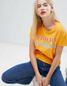 Tommy Jeans T-shirt With Oversized Broken Logo - Yellow