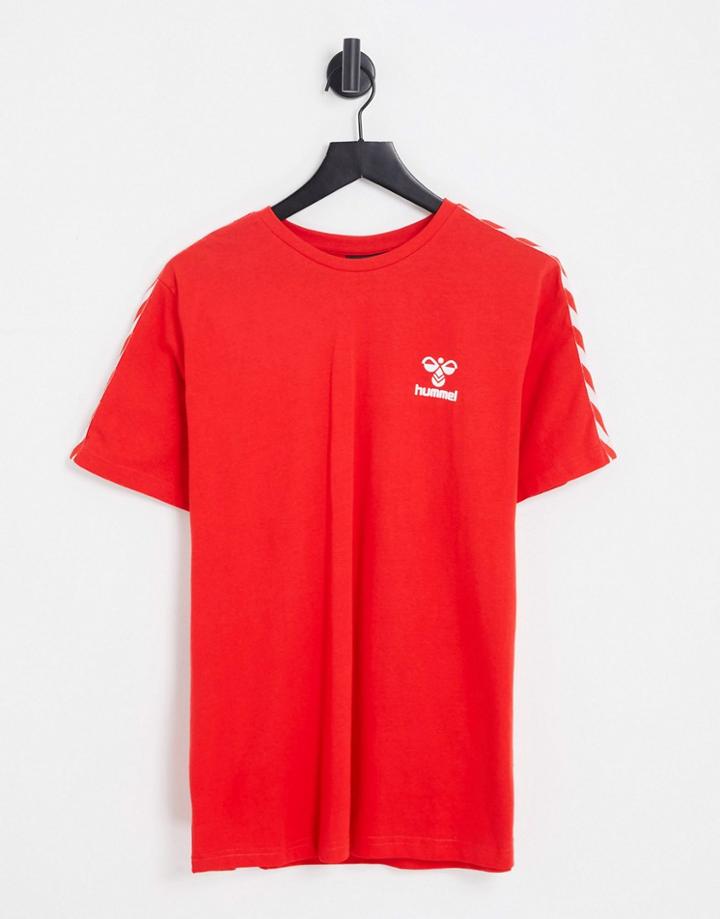 Hummel Classic Chevron Tee In Flame Scarlet-red