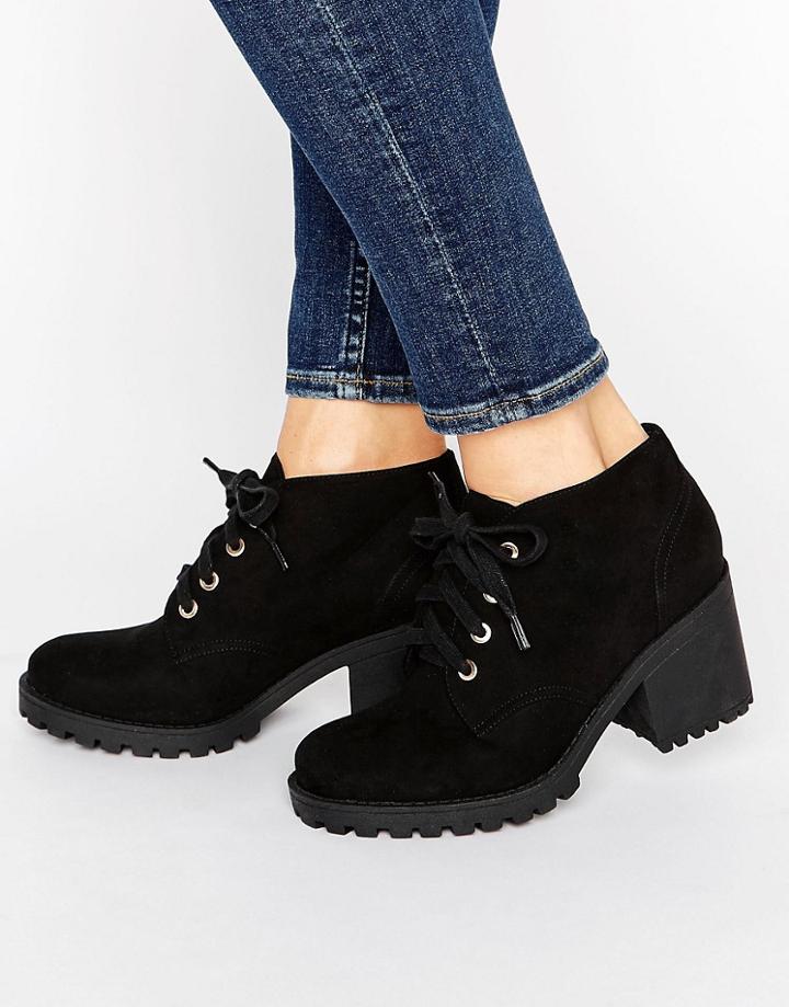 London Rebel Eyelet Lace Up Boots - Black