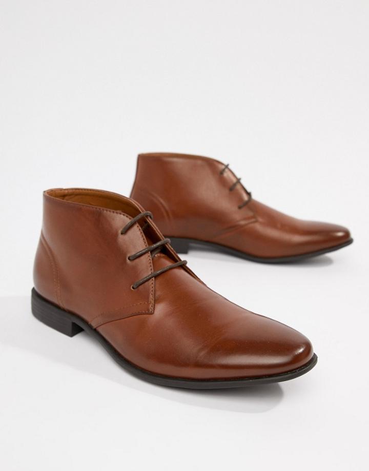 Asos Design Chukka Boots In Tan Faux Leather - Tan